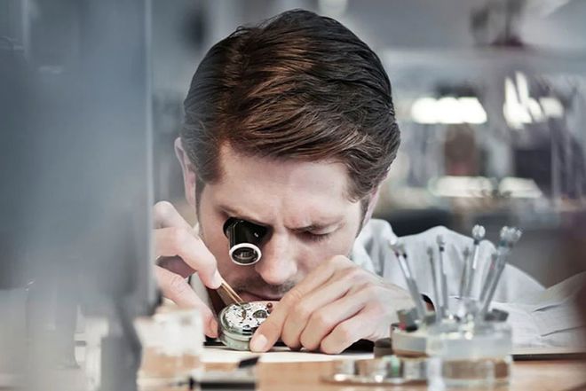 查德米勒手表进水紧急处理乐竞体育官网【名表维修】(图3)